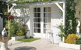 Private Guest Suite At Sorrento